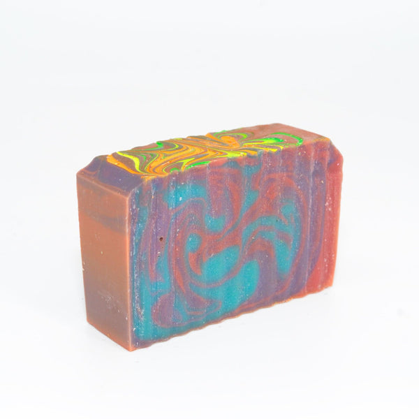 https://buffcitysoap.com/cdn/shop/products/fruity-loopy-soap-buff-city-soap-3_grande.jpg?v=1666878637