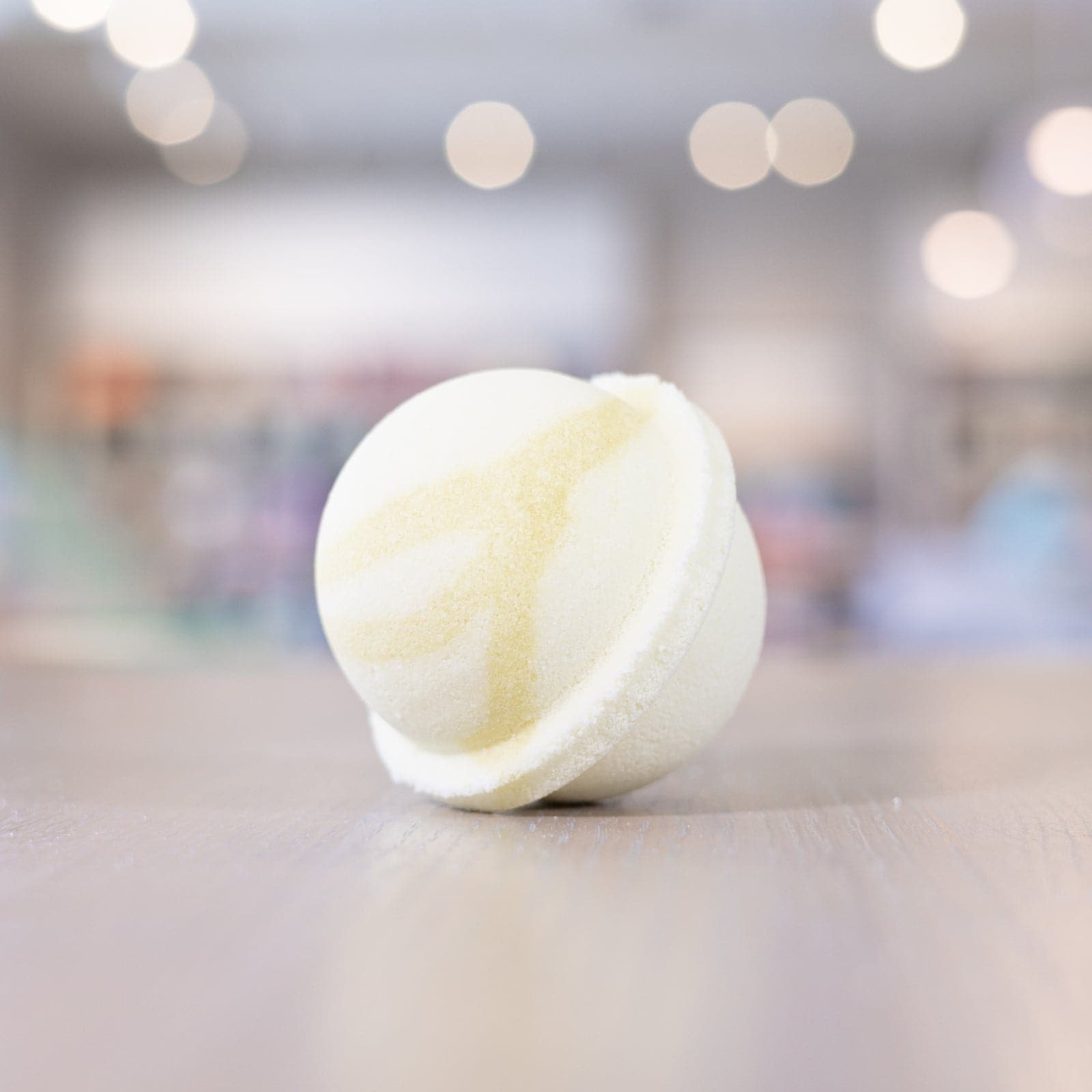 https://buffcitysoap.com/cdn/shop/products/good-morning-sunshine-bath-bomb-buff-city-soap_1600x.jpg?v=1666878686